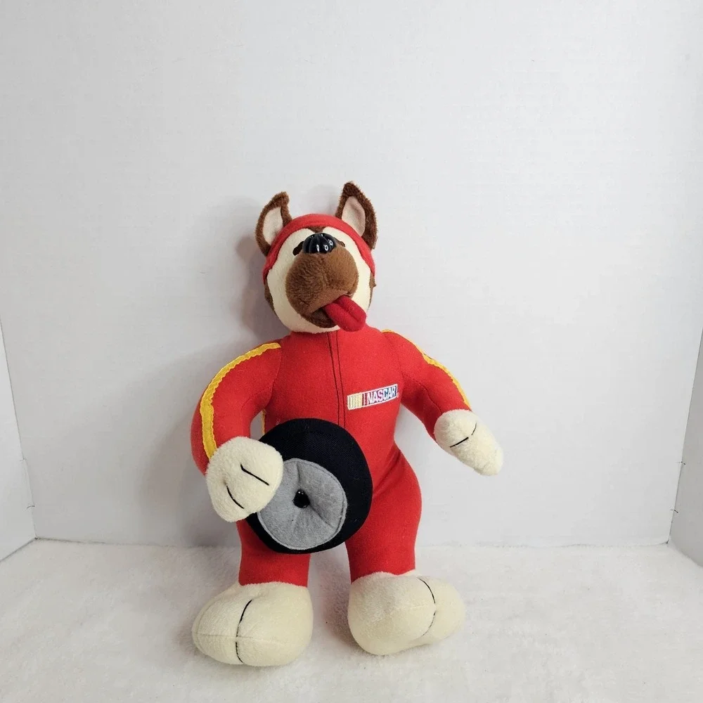 Vintage 2005 NASCAR TIRE CARRIER - RED PLUSH DOG #64